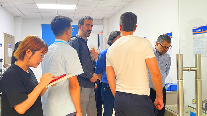 伊朗客戶代表團(tuán)一行人來訪東晟密封件5 伊朗客戶代表團(tuán)一行人來訪東晟密封件5